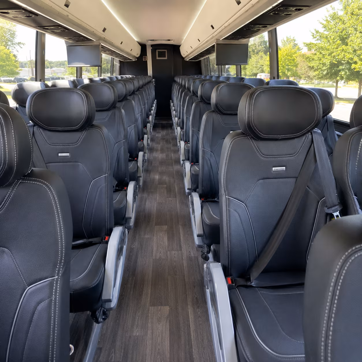 charter buses for new haven bachelorette weekends heading to new york city
