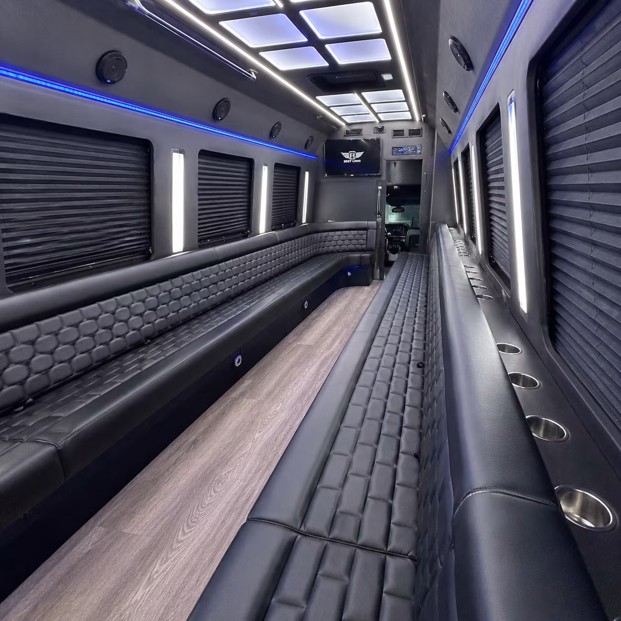 fan buses to uconn huskies games in storrs from new haven