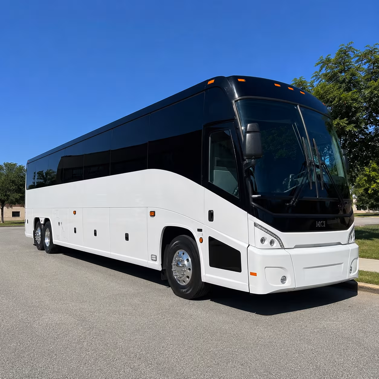 new haven 40 passenger charter bus