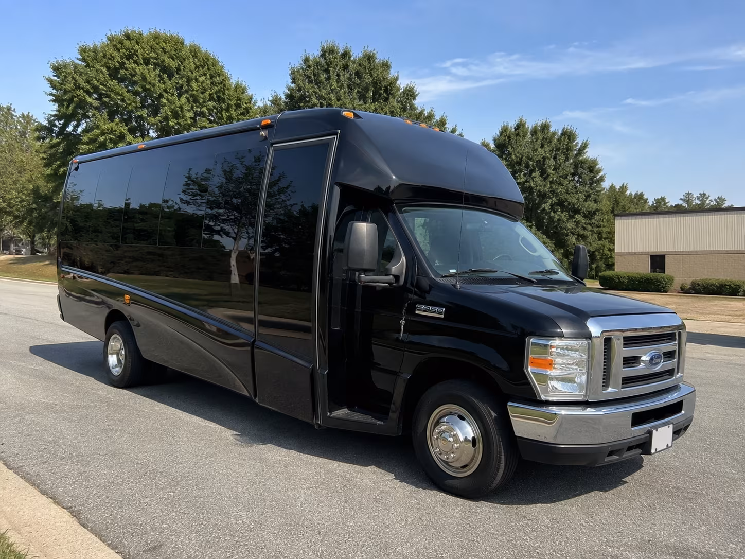 new haven airport transportation onboard seating