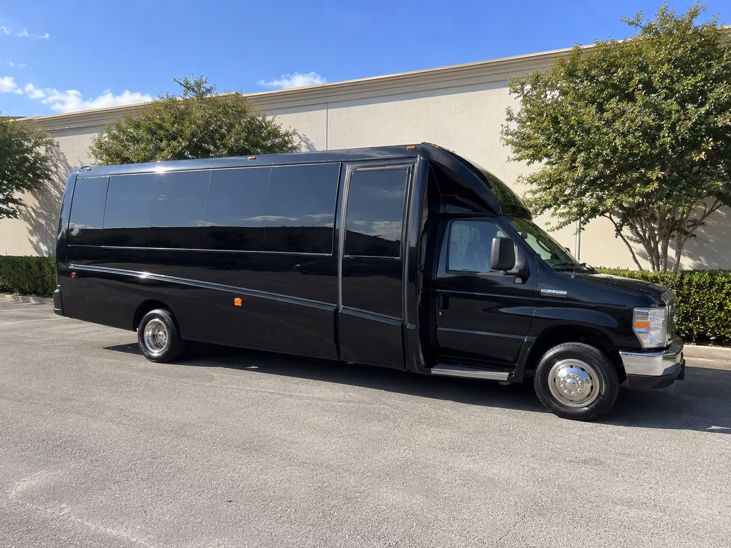 new haven birthday party bus rental